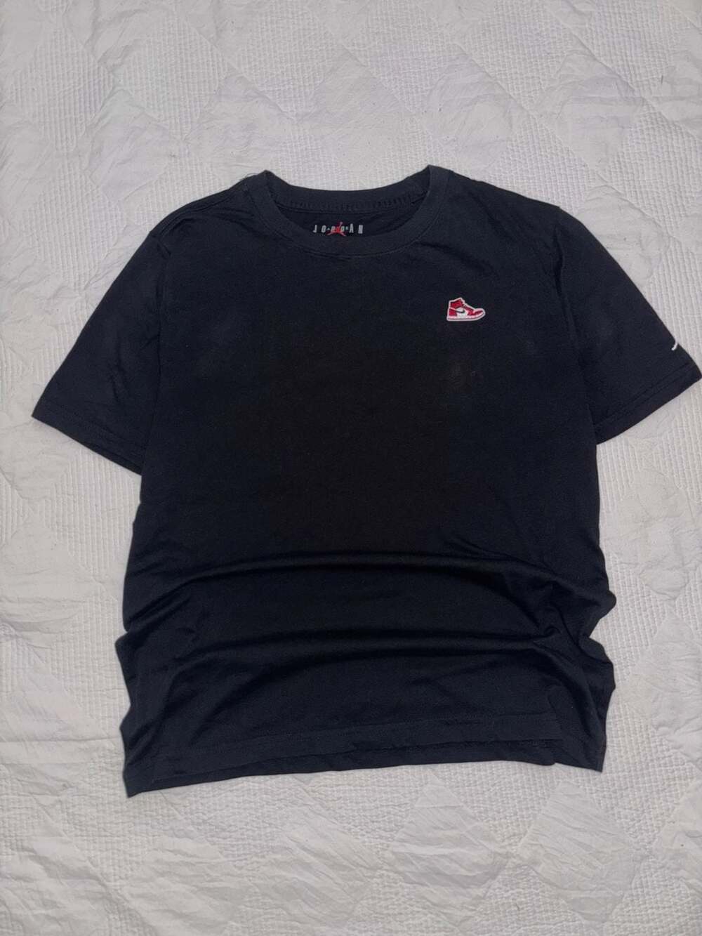 Jordan Sneaker Patch T-Shirt Size Large Black Youth Boy's